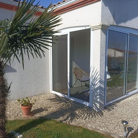 Chambre D'Hotes Les Joncs Brax  外观 照片